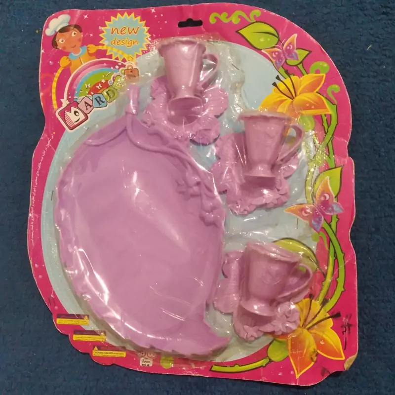 نیم ست چای خوری طرح گل و گیاه