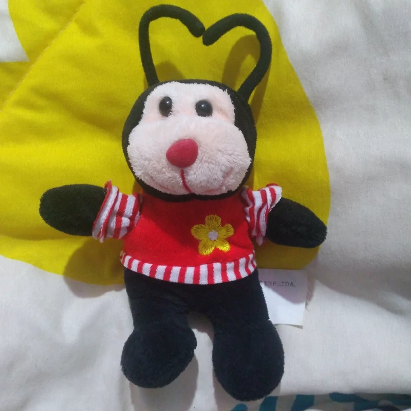 عروسک آویزی  خارجی مورچه